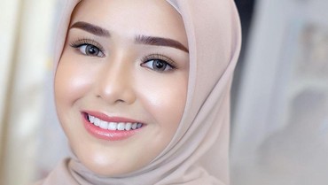 img-title Cantik Pakai Hijab, Amanda Manopo Didoakan Jadi Mualaf
