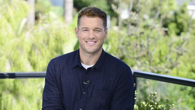 Mantan bintang acara pencarian jodoh The Bachelor, Colton Underwood, kini melela sebagai seorang gay.