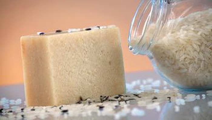 Intip Manfaat Sabun Beras Selain dapat Mencerahkan Kulit
