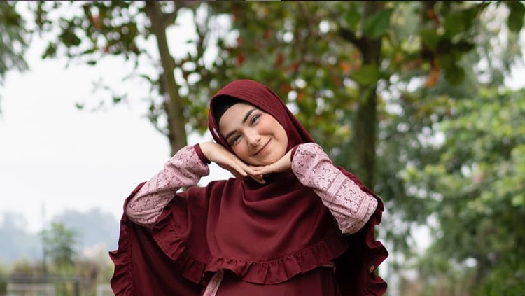 Nadya Mustika Rahayu Nadya Mustika Rahayu
