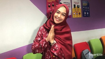img-title Ria Ricis Berikan Hampers Mewah Untuk Para Karyawannya