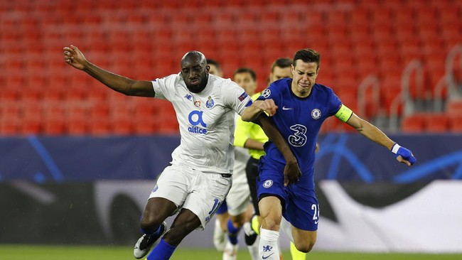 Chelsea tetap lolos ke semifinal Liga Champions meski kalah 0-1 melawan Porto pada leg kedua babak perempat final.