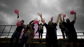 FOTO: Debut Bersejarah Tim Wanita di Balap Mobil Argentina Vitarti Girl's Team adalah tim balap pertama di Argentina yang seluruh kru dan pembalapnya adalah perempuan.