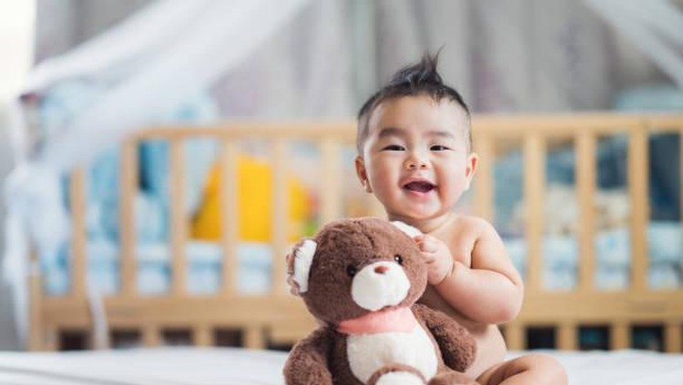 25 Nama Bayi Laki-laki Bermakna Cinta Nama bayi yang bermakna cinta terdengar romantis ya Bun. Berikut ini adalah daftar nama bayi bermakna cinta, khususnya untuk bayi laki-laki. Yuk di cek!