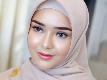 Amanda Manopo Hapus Foto Sedang Salat, Ini Faktanya Bun
