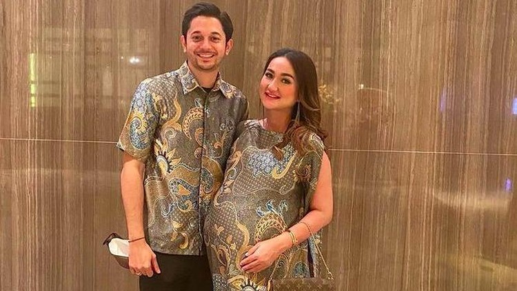 4 Tahun Penantian, Istri Andrew Andika Melahirkan Usai Ikut Program