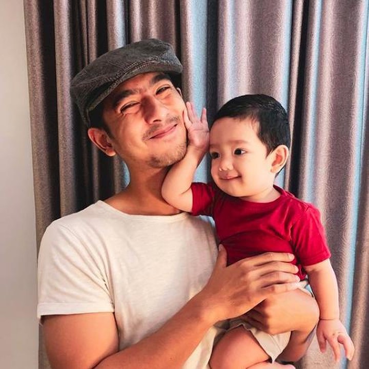 <p>Dari pernikahannya dengan Putri Anne, Arya Saloka dikaruniai seorang anak yang bernama Ibrahim. (Foto: Instagram @arya.saloka)</p>