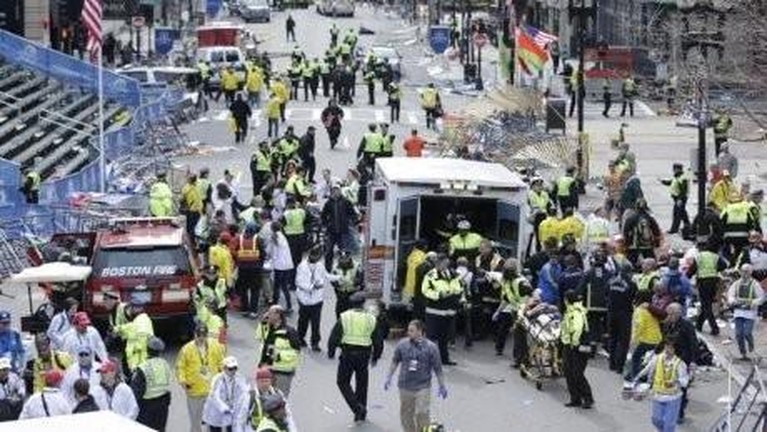 Mengenang lagi hari bersejarah di dunia, Tenggelamnya kapal Titanic dan Bom Teroris di Boston.