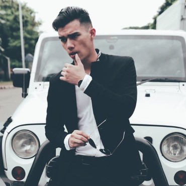 Bulan Puasa Positif Ganja, Jeff Smith Ditangkap Saat Kongkow di JakSel