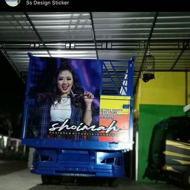 Kecantikan Soimah yang Fotonya Terpampang di Bak Truk