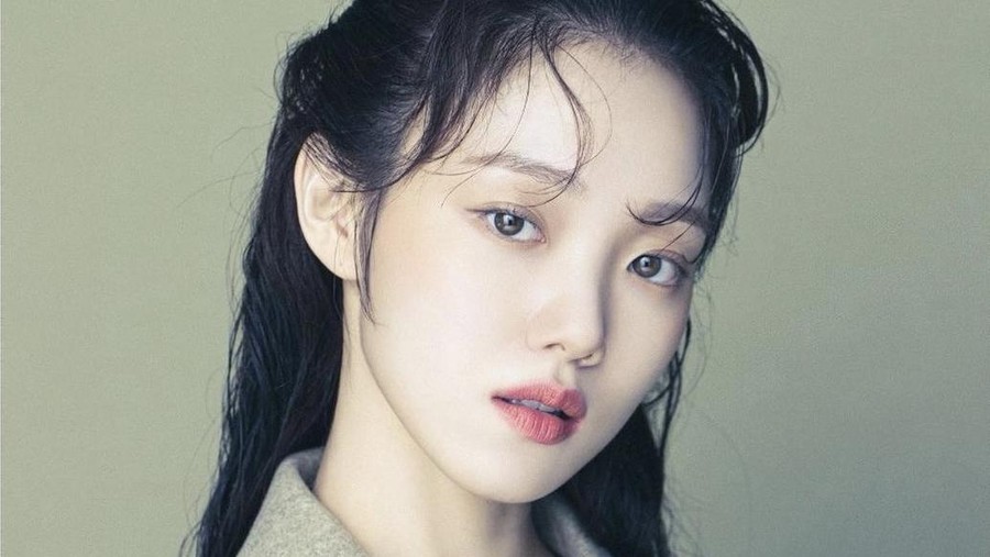 Lee Sung Kyung