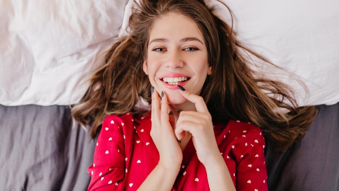 5 Kebiasaan di Pagi Hari yang Hanya Dilakukan Perempuan Sukses, Ada yang Sering Kamu Lakukan? 5 Kebiasaan di Pagi Hari yang Hanya Dilakukan Perempuan Sukses, Ada yang Sering Kamu Lakukan?