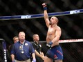 Whittaker vs Gastelum Aman Meski Petarung Lain Covid-19