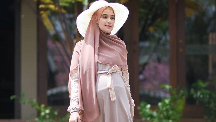 Sebelum Melahirkan, Nadya Mustika Rahayu Rutin Makan Kurma Muda
