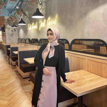 Minta Rizki DA Jatuhkan Talak, Nadya Mustika Pamer Video Call bareng Cowok