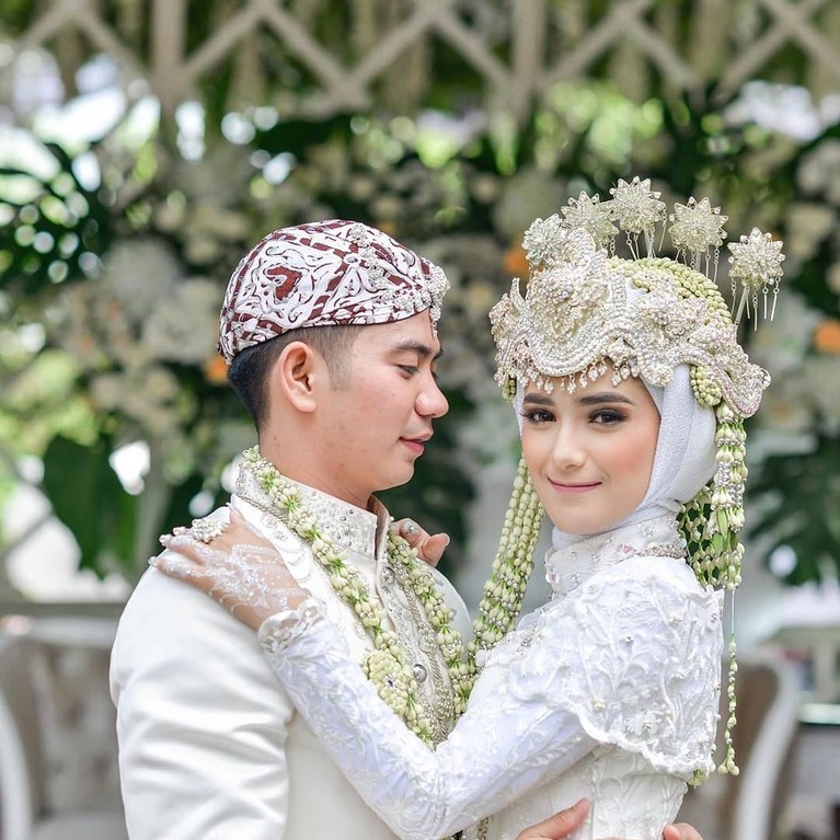 Sebelum Melahirkan, Nadya Mustika Rahayu Rutin Makan Kurma Muda