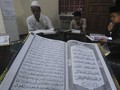 FOTO: Tekun Tadarus Al-Quran di Bulan Ramadan