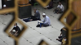 Pejabat Kemenag Datangi Masjid Bekasi Usir Jemaah Bermasker