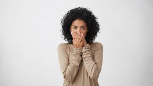 Perhatikan 4 Hal Ini Ketika Mulutmu Terasa Bau, Bukan Cuma Gosok Gigi Lho!