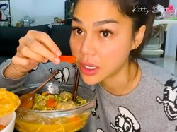 DJ Katty Butterfly Puasa Pertama, Makan Cabai Rawit Saat Berbuka!