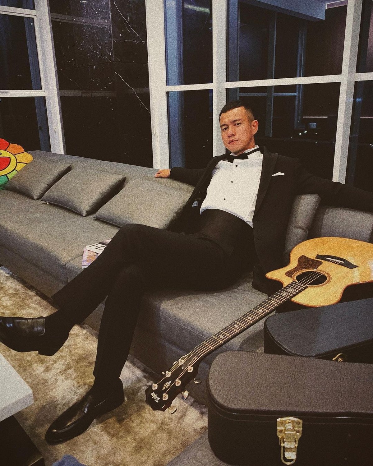 Berikut ini adalah potret Herjunot Ali