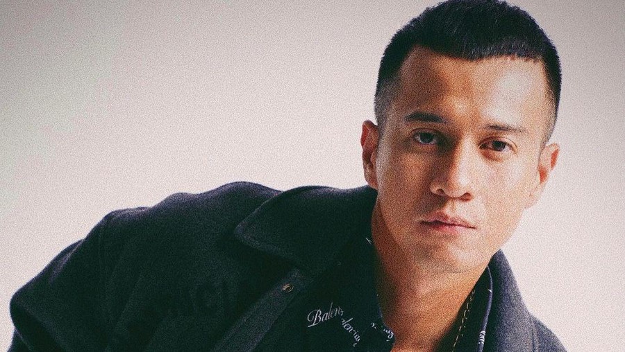 Berikut ini adalah potret Herjunot Ali