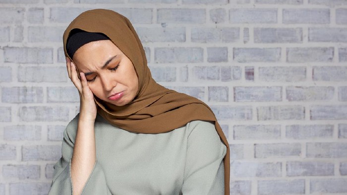 Ilustrasi wanita sedih
