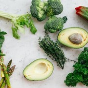 5 Makanan yang Bantu Detoks Tubuh Saat Puasa, Jadikan Menu Sahur dan Berbuka!