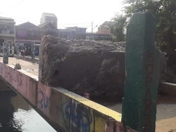 Ingin Setop Tawuran, Kampung Rawa Ingin Jembatan Kota Paris Dibongkar