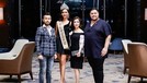Momen Ivan Gunawan dan Aurra Kharishma Prestasi Aurra Kharishma di ajang Miss Grand International 2020 membuat Ivan Gunawan selaku pimpinan dari Yayasan Dunia Mega Bintang yang menaungi Miss Grand Indonesia 2020 menjadi bangga. Yuk kita lihat keakraban mereka berdua!