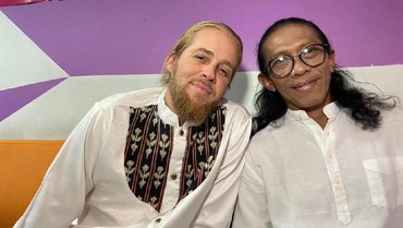 img-title Inilah Personel Grup Musik Religi Debu yang Alami Kecelakaan di Probolinggo