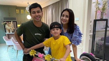 img-title Hobi Koleksi Mobil Mewah, Raffi Ahmad Disentil Rafathar