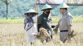 Kunker ke Cilacap, Anies Amankan Stok Pangan DKI hingga Ied