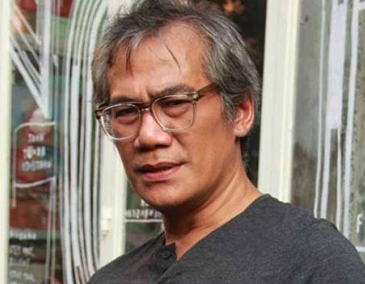 Bebas dari penjara untuk kedua kalinya&comma; Tio Pakusadewo hijrah untuk kedua kalinya&period; Berikut ini potret Tio Pakusadewo&excl;