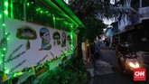 FOTO: Kampung Ramadan di Tengah Pencakar Langit Jakarta Walau masih dilanda pandemi Covid-19, warga Jakarta tetap menyambut Ramadan dengan gembira. Salah satunya di Kampung Ramadan.