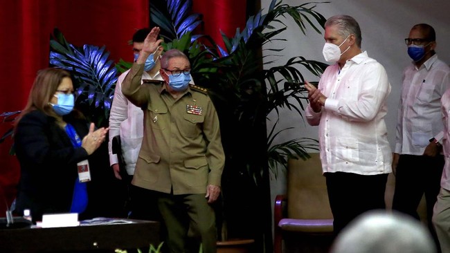 FOTO: Salam Perpisahan Rakyat Kuba untuk Era Castro