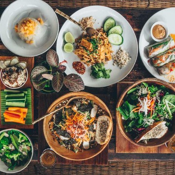 Makanan yang Sebaiknya Tidak Dikonsumsi Saat Sahur