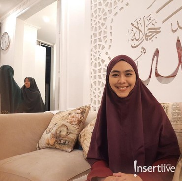 Tahun Lalu Sibuk Kerja, Kini Oki Setiana Dewi Habiskan Ramadhan di Rumah