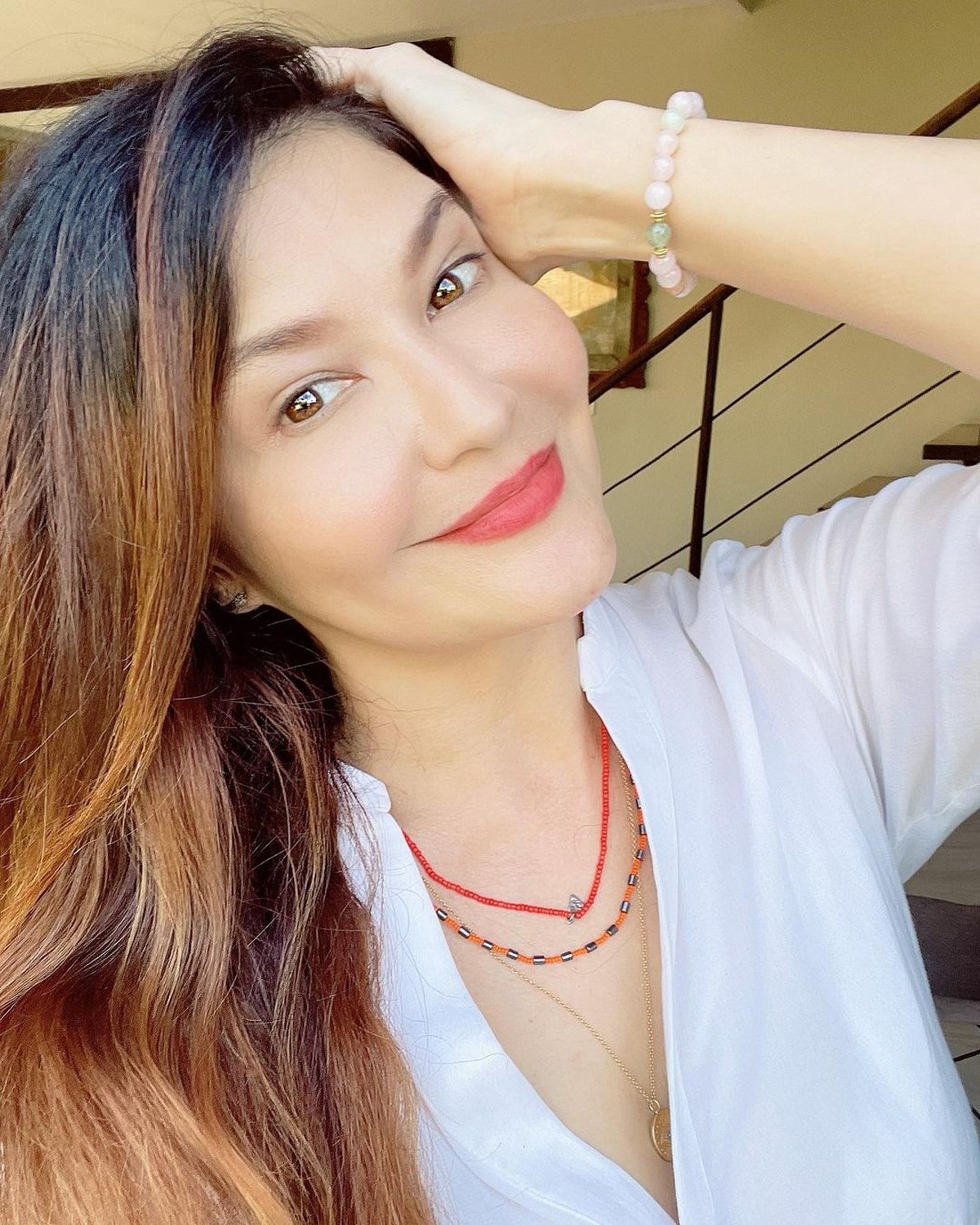 Tamara Bleszynki sedang curi perhatian karena geram membalas komentar netizen&period; Berikut ini tampilan Tamara Bleszynki&excl;