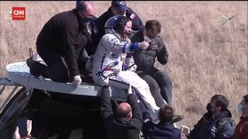 VIDEO: Detik-detik Astronaut NASA Mendarat ke Bumi