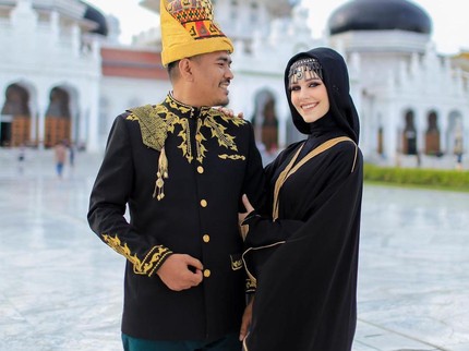 Lebih Muda 16 Tahun, Model Cantik Prancis Kepincut Pria Aceh Gara-gara Ini
