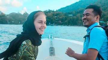 TIPHAINE POULON MANTAP MENJADI SEORANG MUSLIM