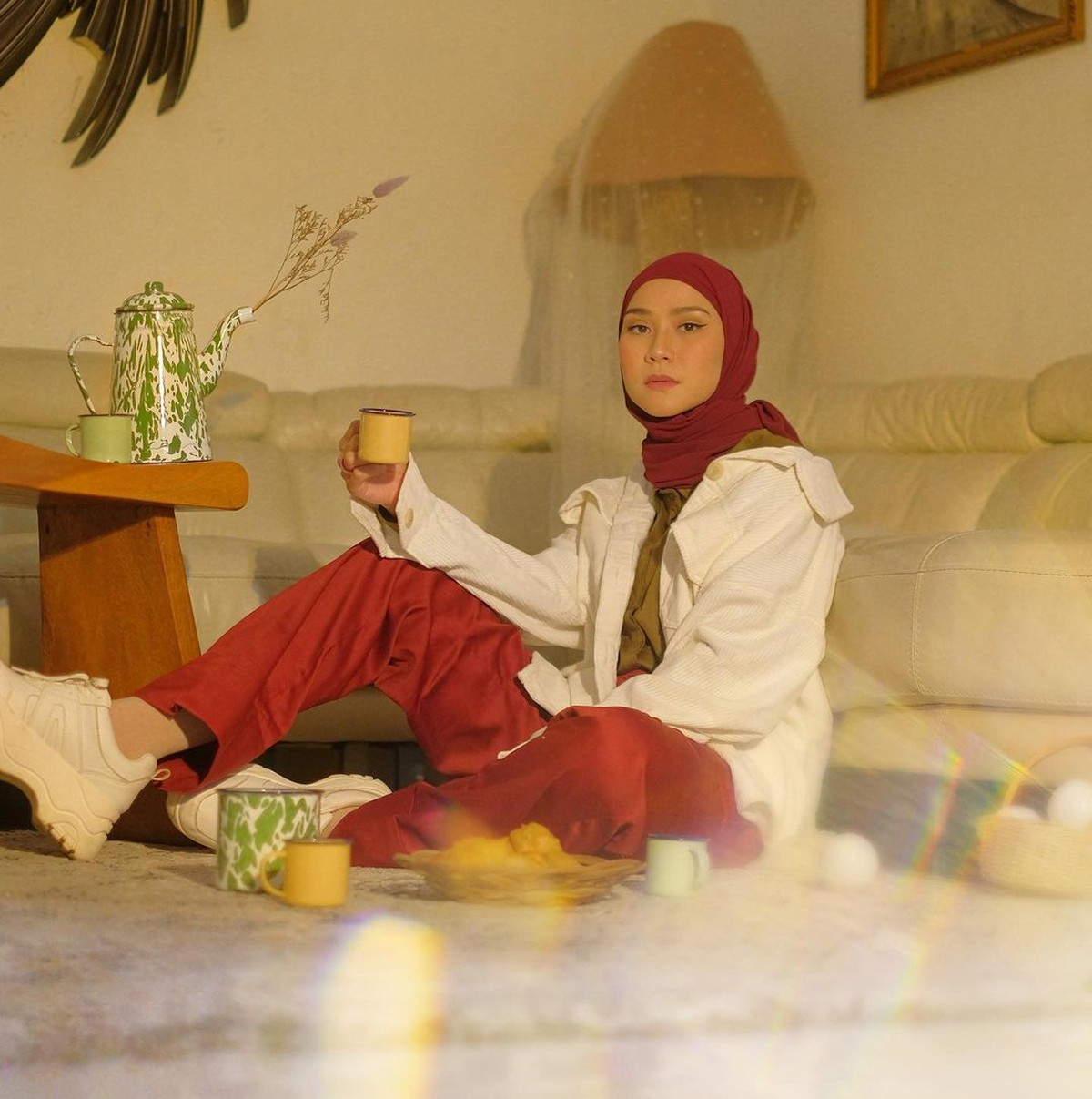 Jalani puasa&comma; Zaskia Adya Mecca curhat berat badan nambah 1kg&period; Yuk kita lihat penampilannya&excl;