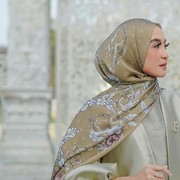 6 Top Brand Hijab Lokal yang Laris Manis Diburu Hijaber!