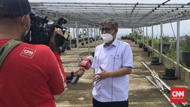 Dari pantauan CNNIndonesia.com di kawasan Bukit Algoritma pada Minggu (18/4), di beberapa titik tidak ada sinyal atau koneksi internet.