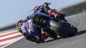 FOTO: Aksi Quartararo Rebut Pole MotoGP Portugal