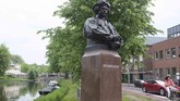 FOTO: Mengenang Seniman Rembrandt di Kota Kelahirannya Lahir di Leiden, Belanda, pelukis Rembrandt Harmenszoon van Rijn meninggalkan sederet karya seni yang kini dapat dinikmati di kota kelahirannya.