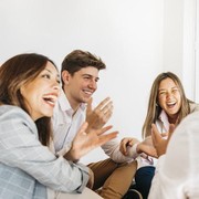 Sudah Tahu? Studi Ungkap Orang yang Suka Campur Bahasa 'Gaya Anak Jaksel' Punya Kemampuan Kognitif Menonjol