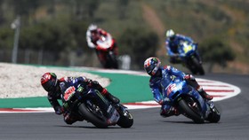 Hasil MotoGP Portugal: Quartararo Menang di Banjir Kecelakaan