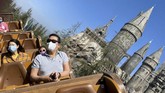 FOTO: Wahana Harry Potter Jadi Favorit di Universal Studios Sejak dibuka kembali 1 April lalu, wahana The Wizarding World of Harry Potter jadi lokasi favorit di Universal Studios Hollywood, California, AS.
